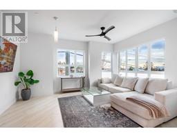 1710 LARSON ROAD, North Vancouver, British Columbia