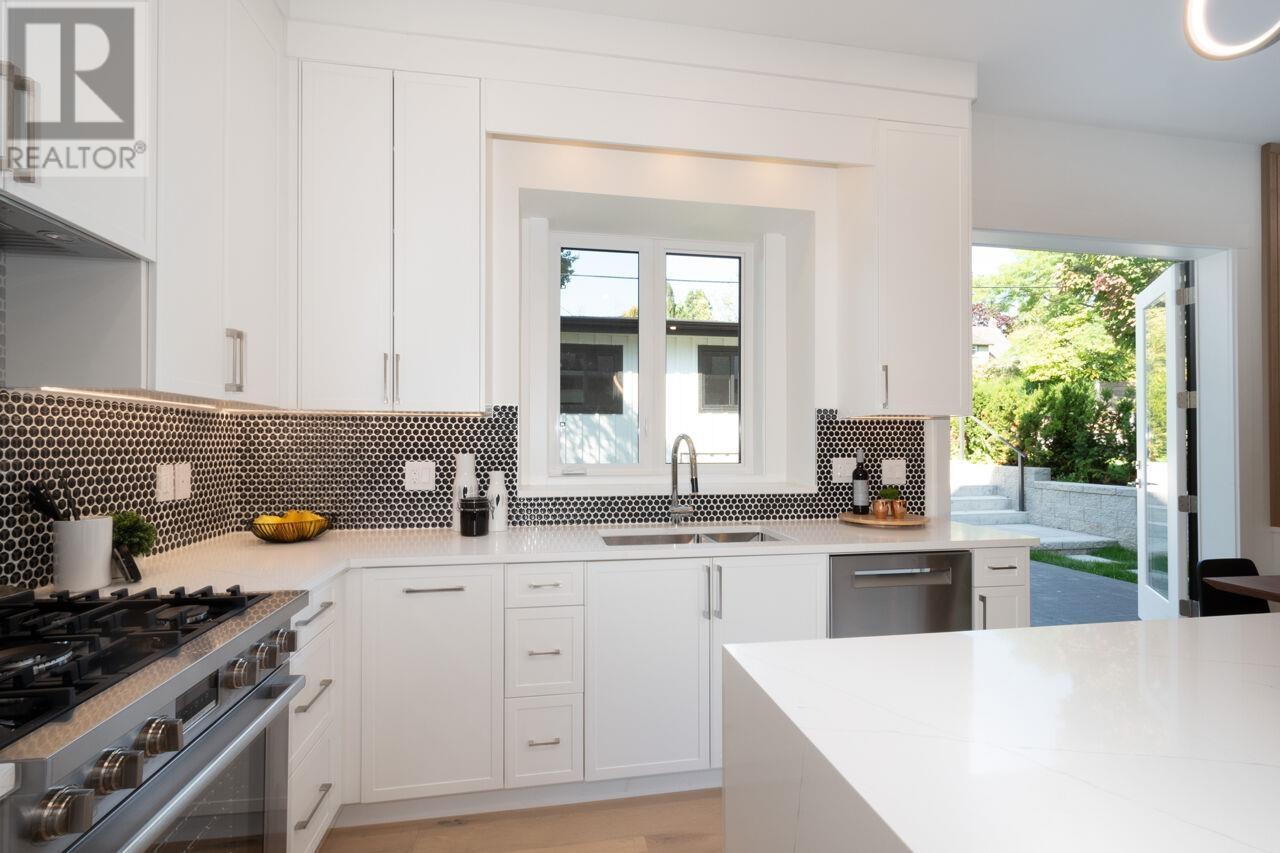 3075 Courtenay Street, Vancouver, British Columbia  V6R 3X8 - Photo 19 - R2974212