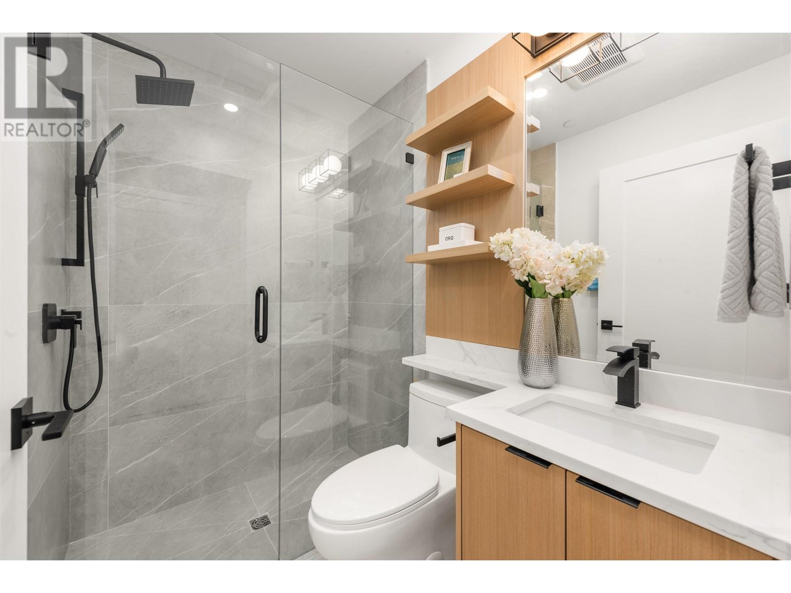 2052 Ferndale Street, Vancouver, British Columbia  V5L 1Y1 - Photo 23 - R2974235