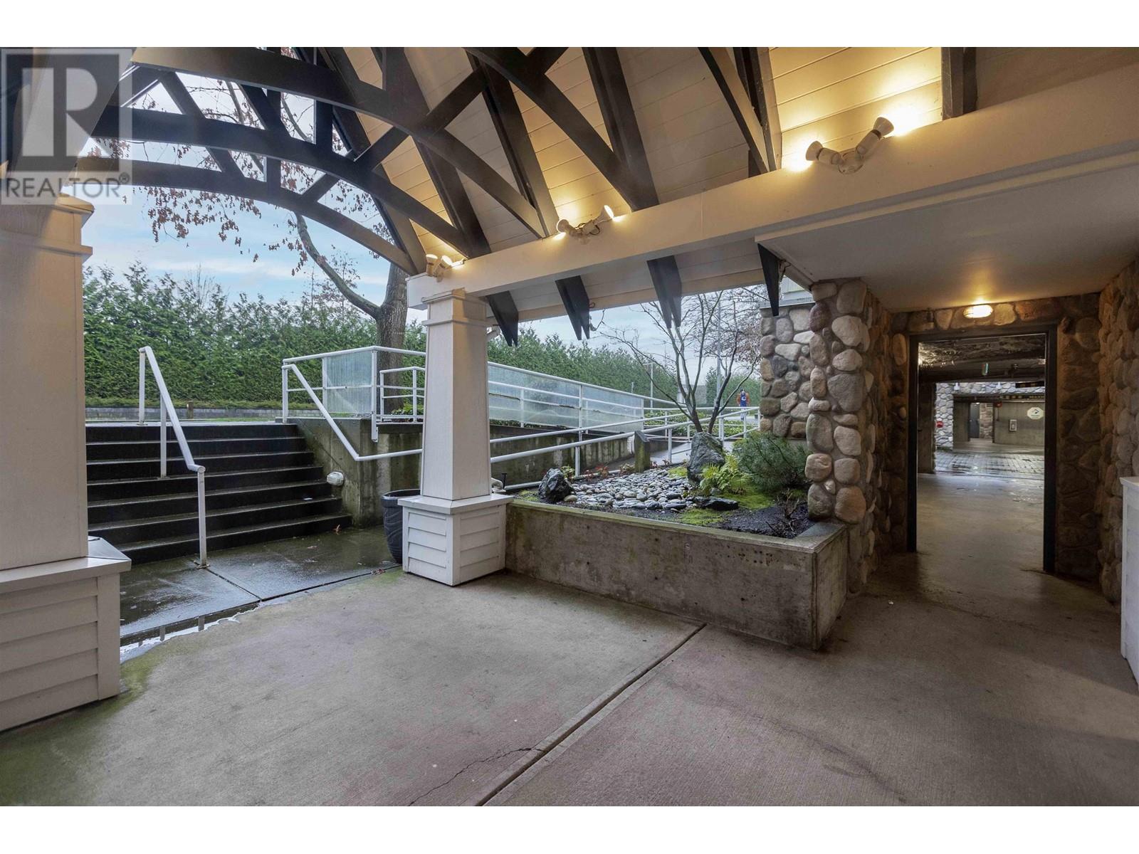 Listing Picture 30 of 30 : 308 12633 NO. 2 ROAD, Richmond / 烈治文 - 魯藝地產 Yvonne Lu Group - MLS Medallion Club Member