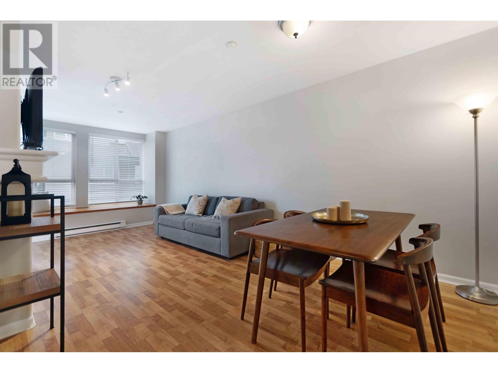 Listing Picture 3 of 30 : 308 12633 NO. 2 ROAD, Richmond / 烈治文 - 魯藝地產 Yvonne Lu Group - MLS Medallion Club Member