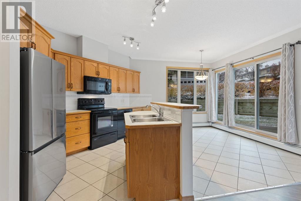 Property at 101, 108 Edgeridge Terrace NW image 3