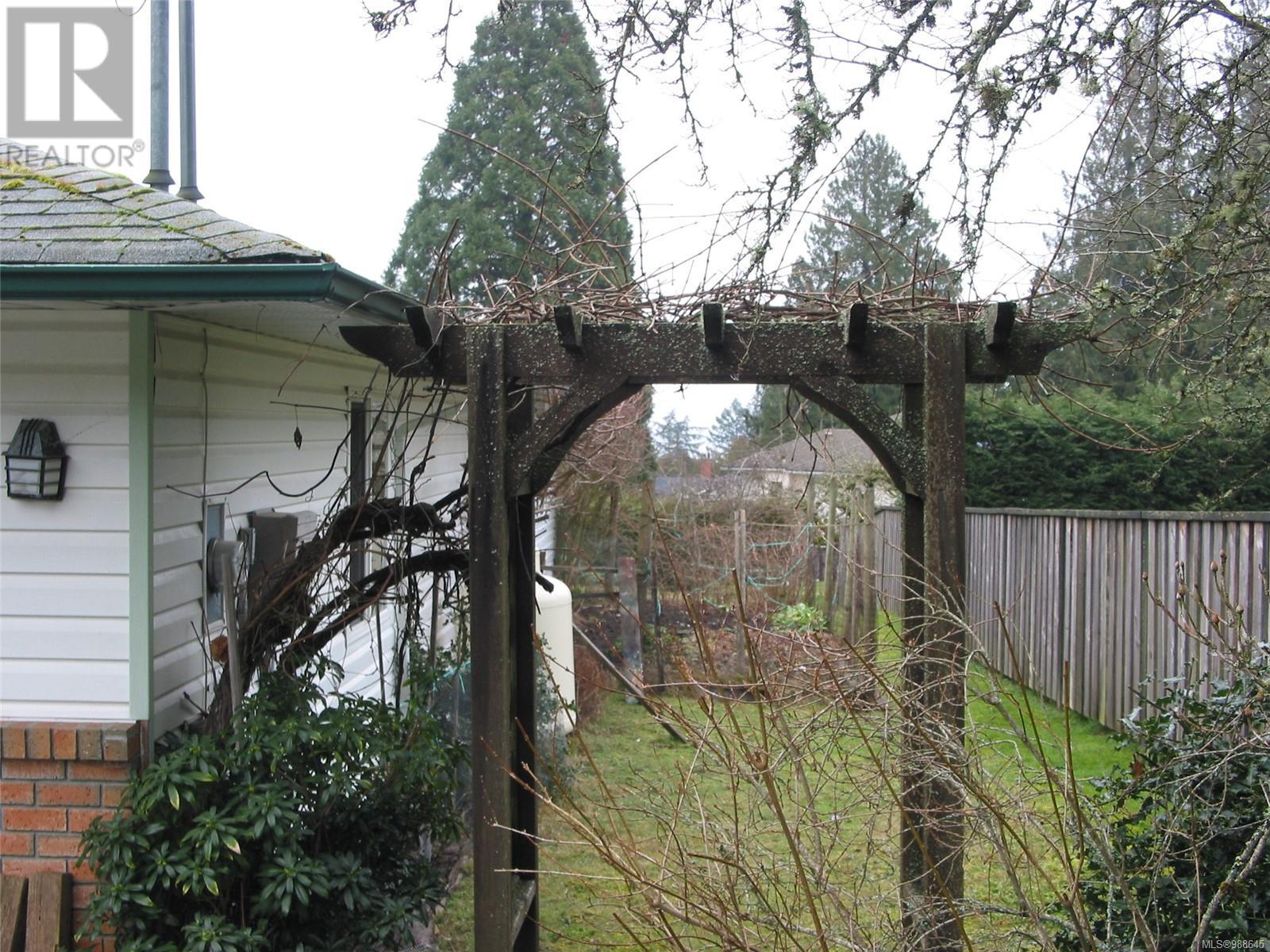 Property at 4665 Bicks Rd image 5