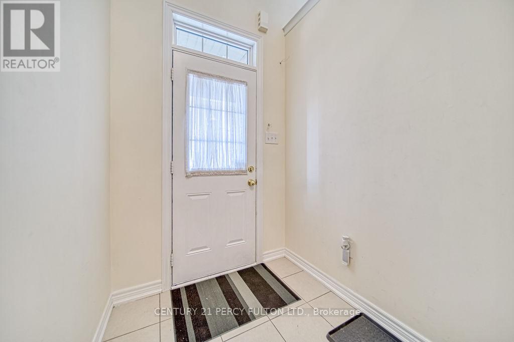 Property at 142 SEA DRIFTER CRESCENT image 3