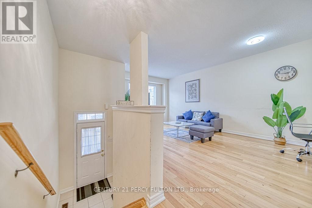Property at 142 SEA DRIFTER CRESCENT image 4