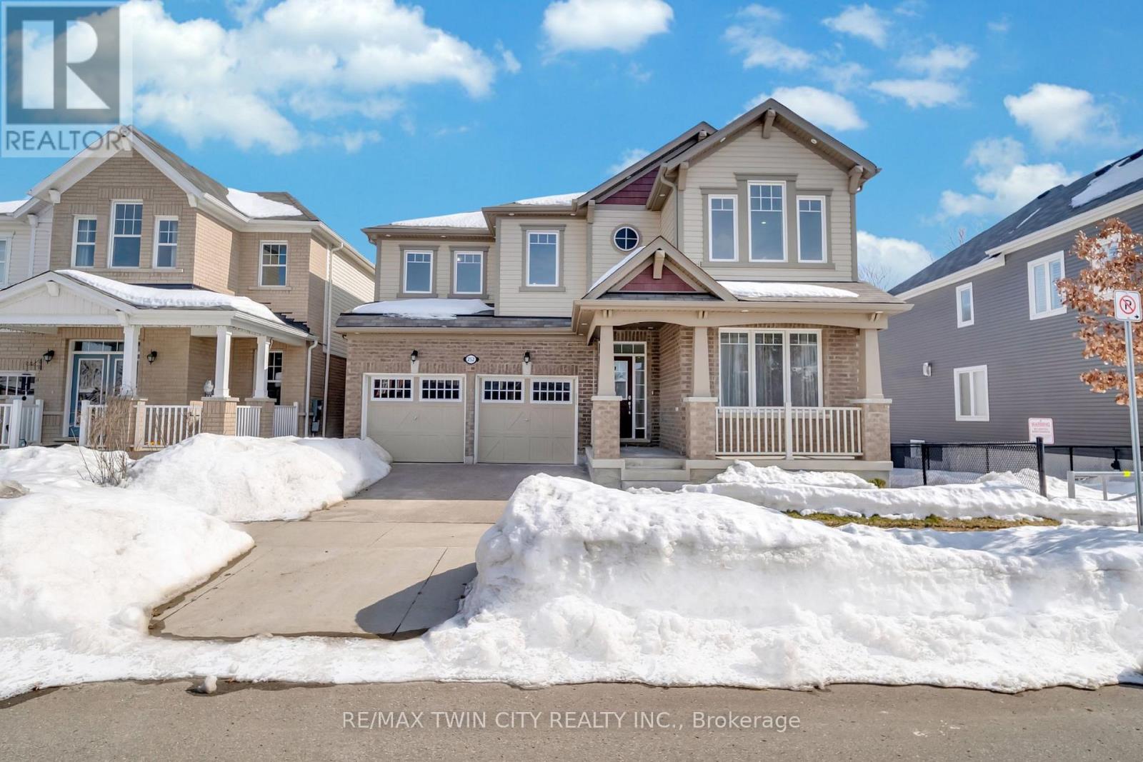 Property at 252 SHADY GLEN CRESCENT image 1