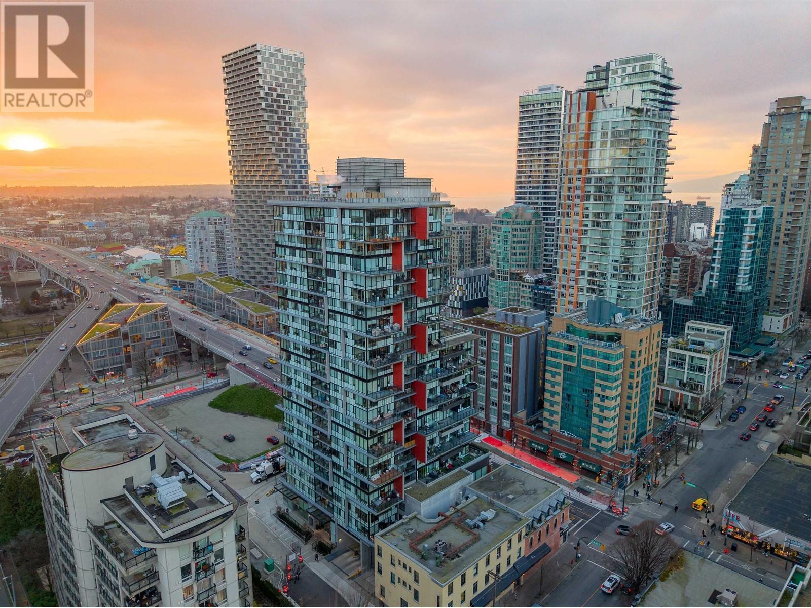 2302 1325 Rolston Street, Vancouver, British Columbia  V6B 0M2 - Photo 1 - R2974245