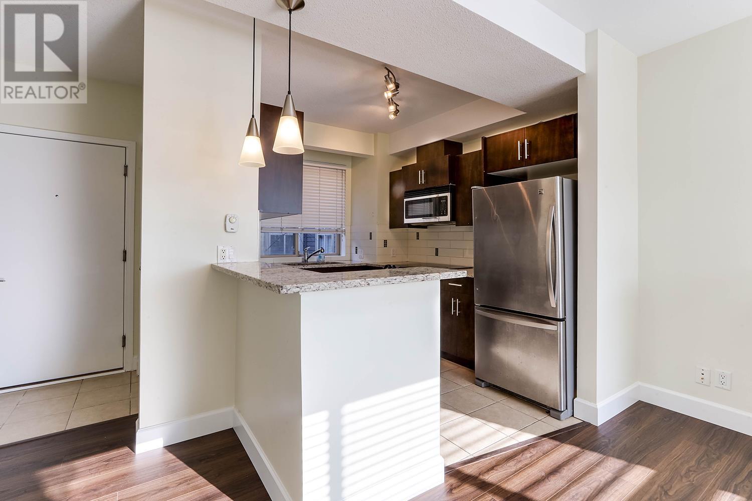235 2108 Rowland Street, Port Coquitlam, British Columbia  V3C 0C1 - Photo 10 - R2974271