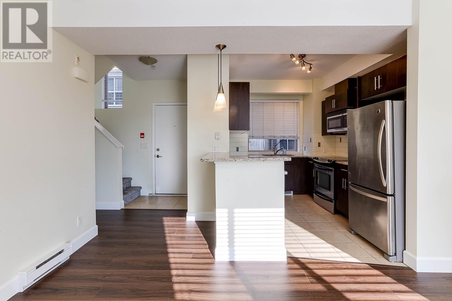 235 2108 Rowland Street, Port Coquitlam, British Columbia  V3C 0C1 - Photo 9 - R2974271
