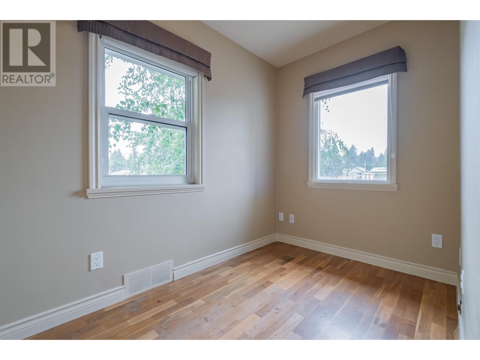 Property at 142 CARROLL STREET image 4