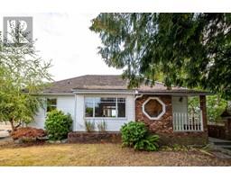 142 CARROLL STREET, New Westminster, British Columbia