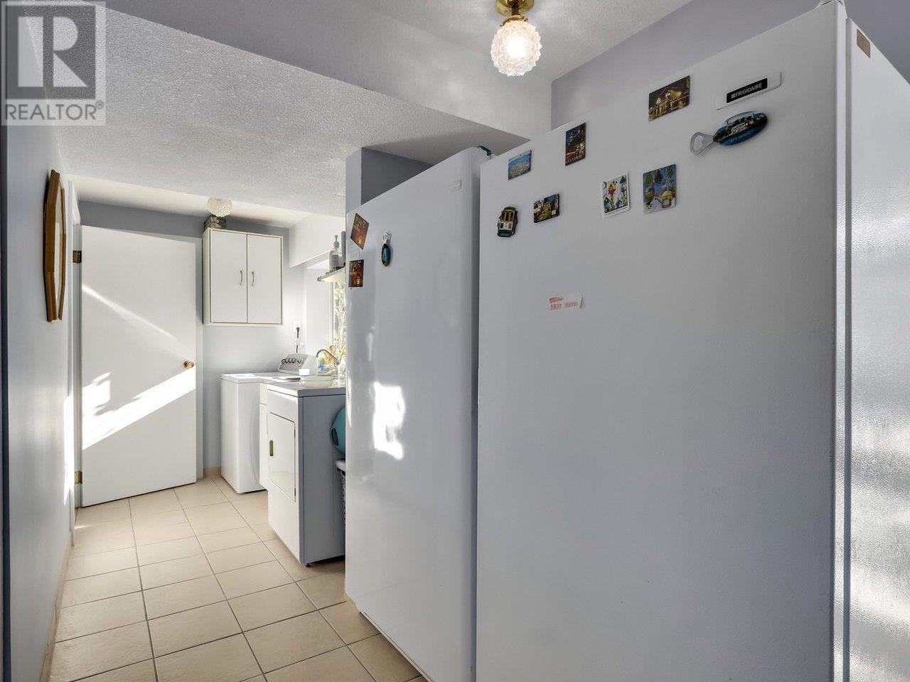 Listing Picture 20 of 36 : 2542 E 3RD AVENUE, Vancouver / 溫哥華 - 魯藝地產 Yvonne Lu Group - MLS Medallion Club Member