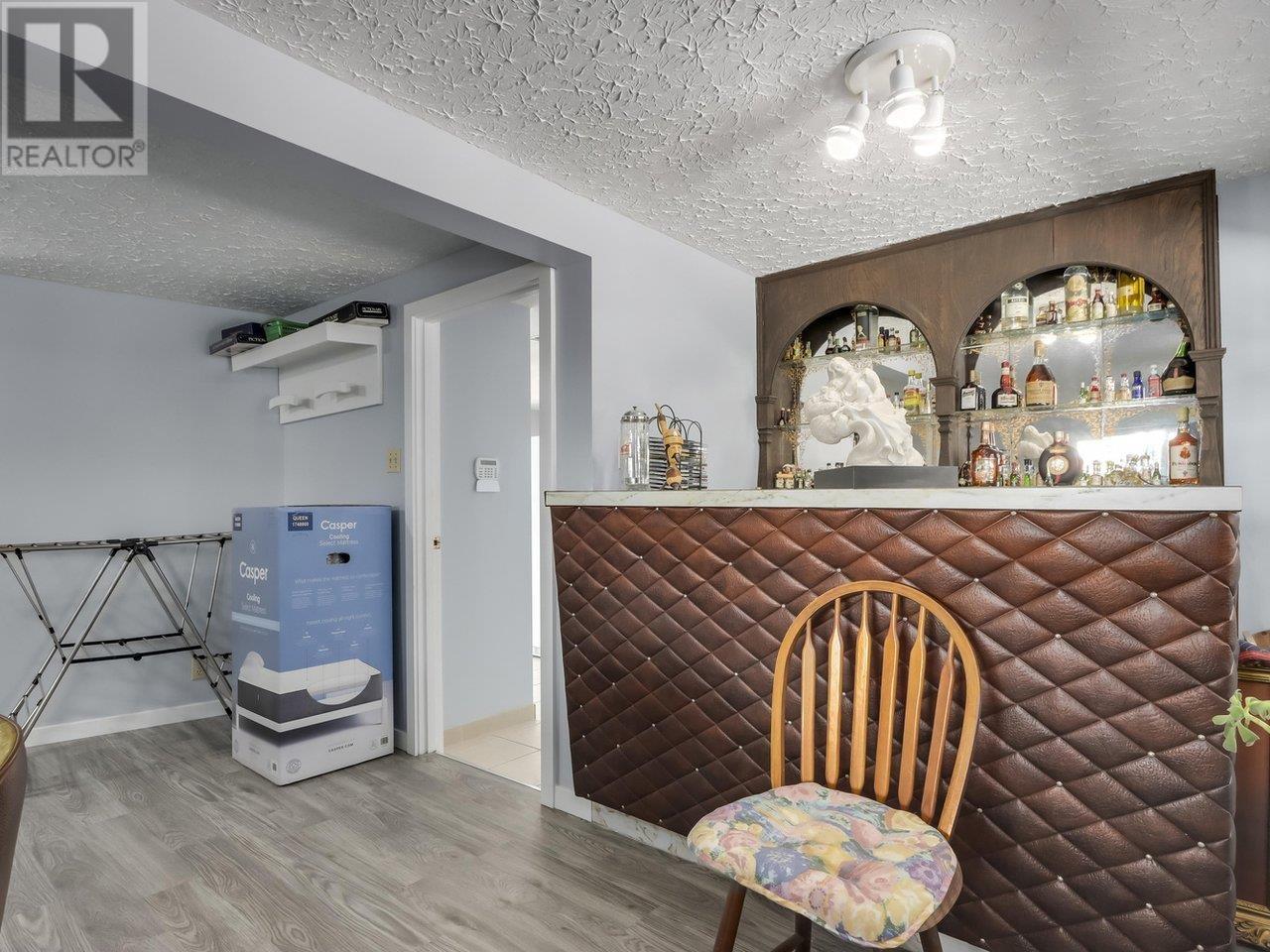 Listing Picture 24 of 36 : 2542 E 3RD AVENUE, Vancouver / 溫哥華 - 魯藝地產 Yvonne Lu Group - MLS Medallion Club Member