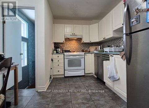 315 Bluegrass Boulevard, Richmond Hill, Ontario  L4C 3H3 - Photo 12 - N12003220