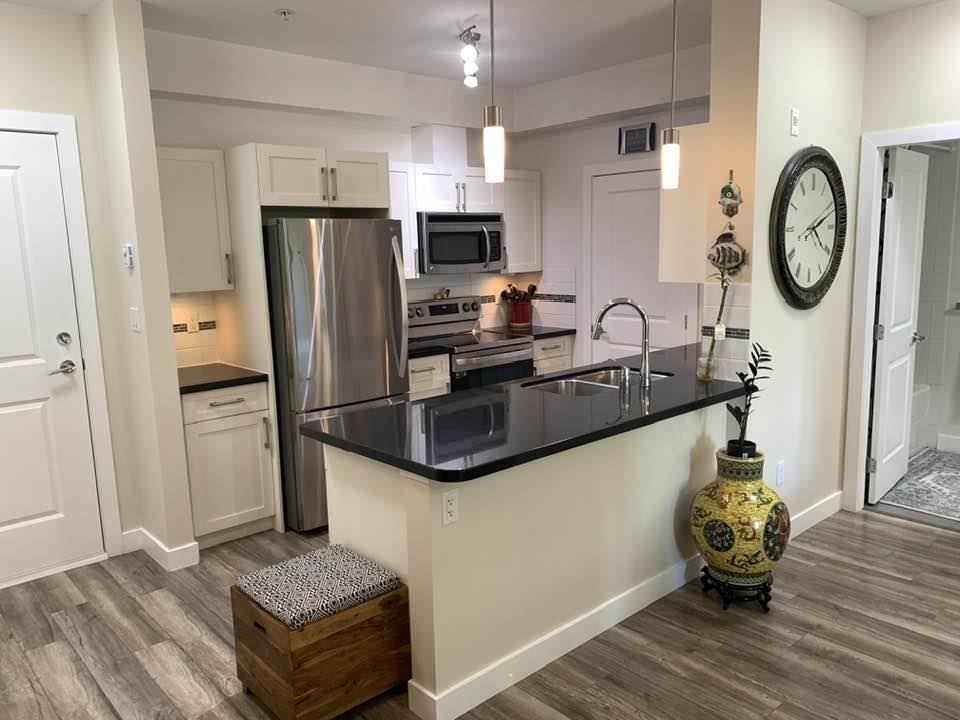 Property at 108 33898 PINE STREET image 2
