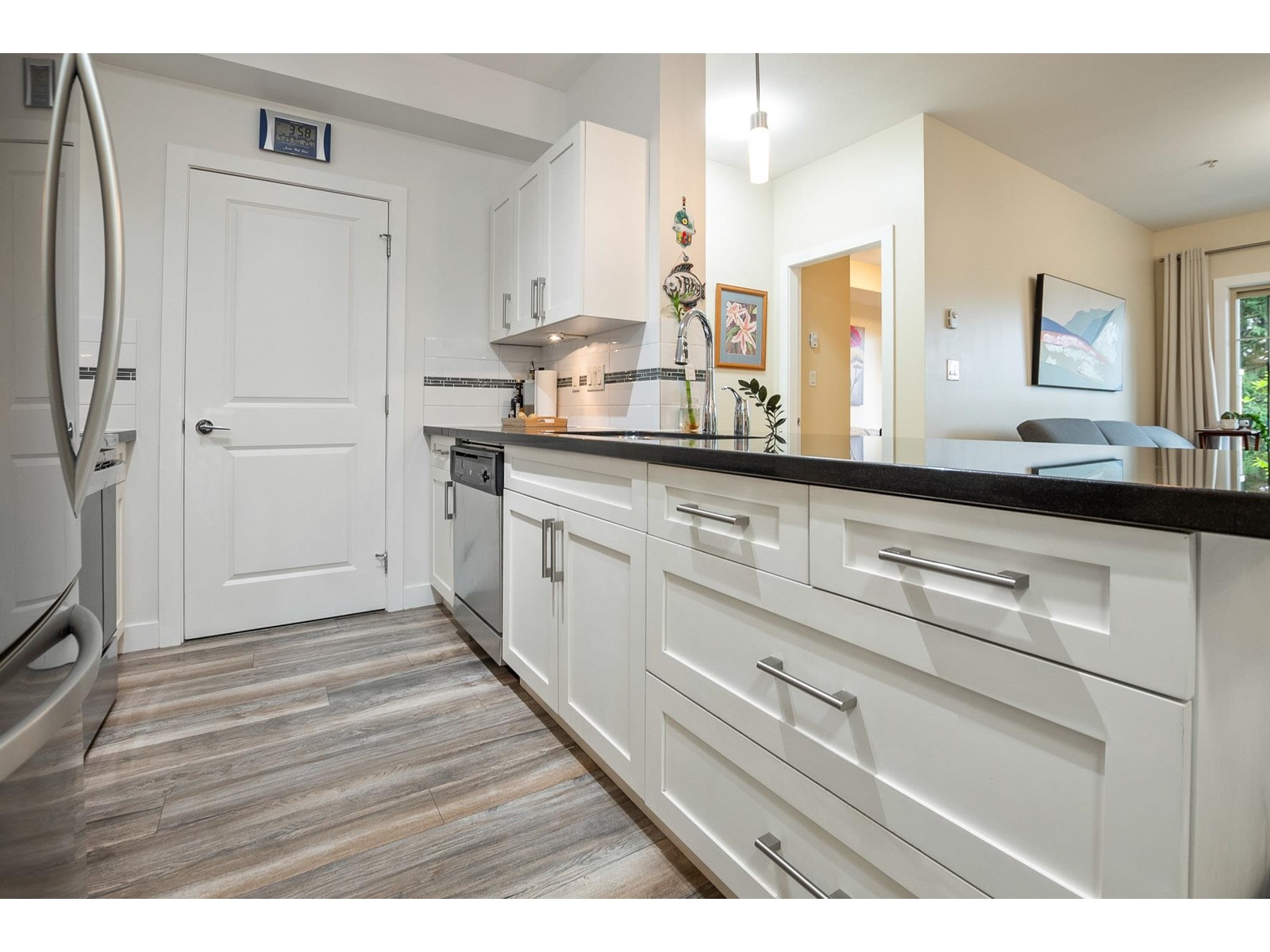 Property at 108 33898 PINE STREET image 3