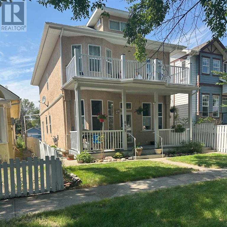 Property at 612 6 Street S image 2