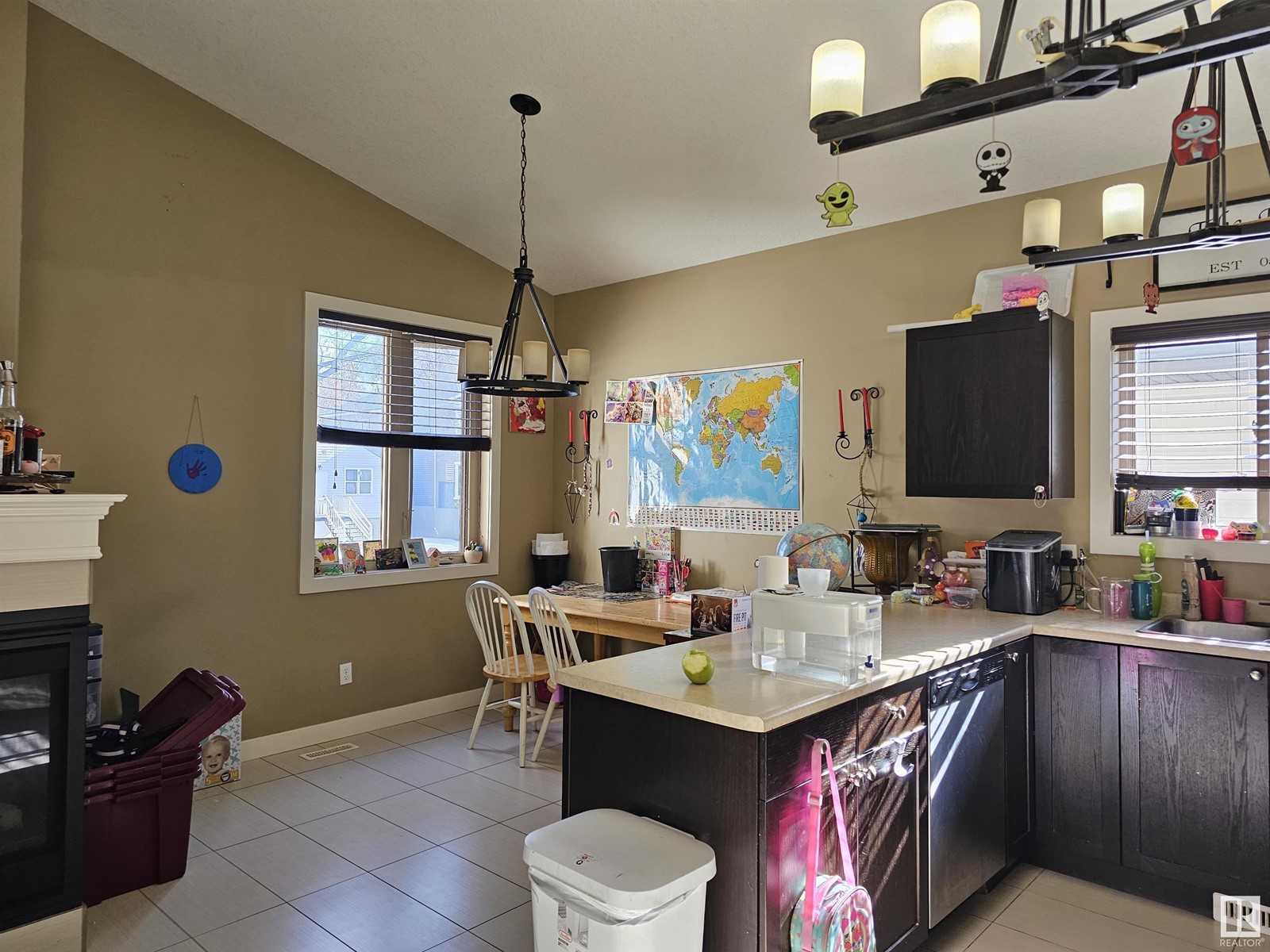 Property at 11250 94st NW NW image 3