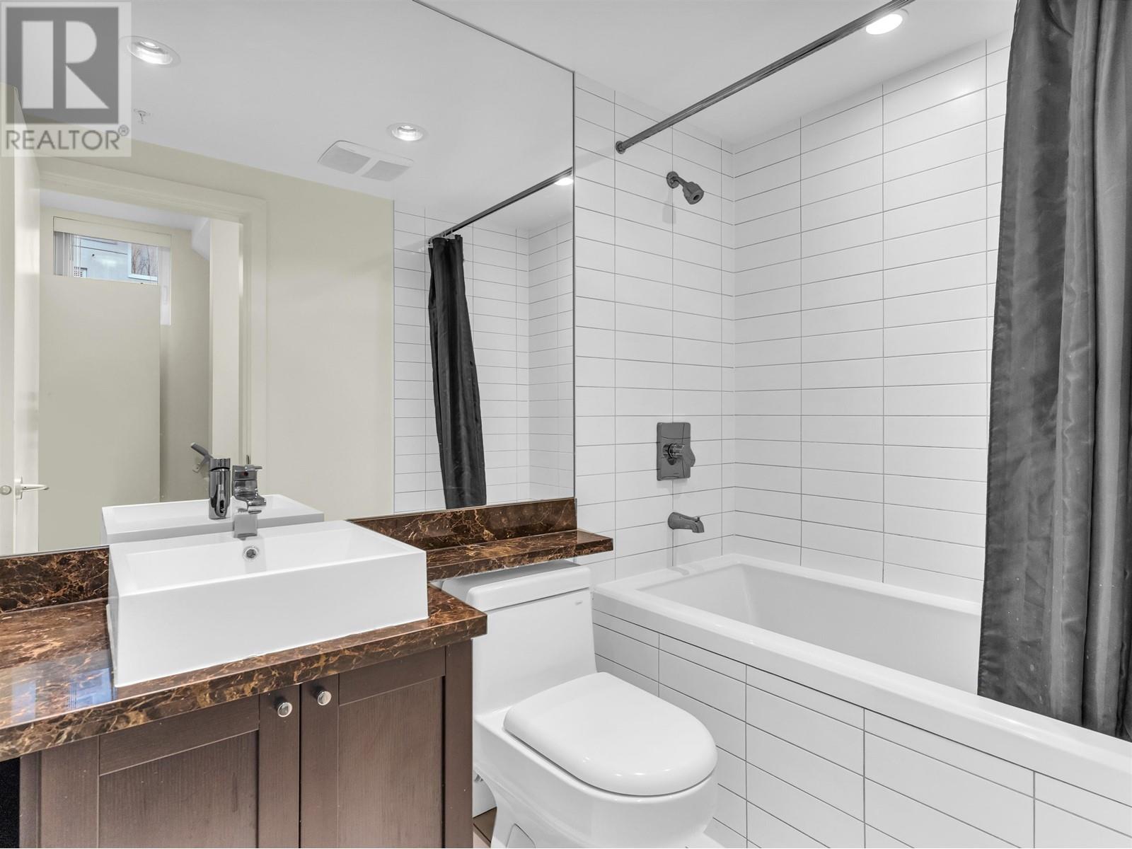 4858 Eldorado Mews, Vancouver, British Columbia  V5R 0B1 - Photo 8 - R2974229