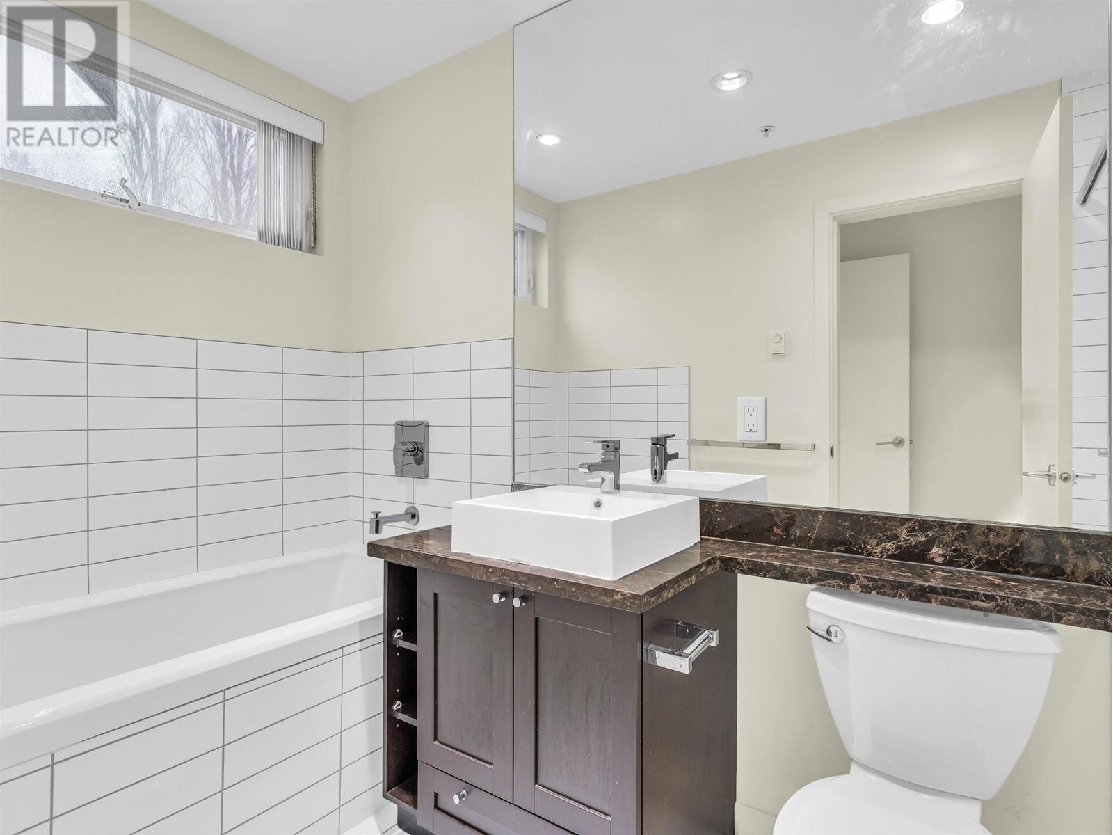 4858 Eldorado Mews, Vancouver, British Columbia  V5R 0B1 - Photo 10 - R2974229