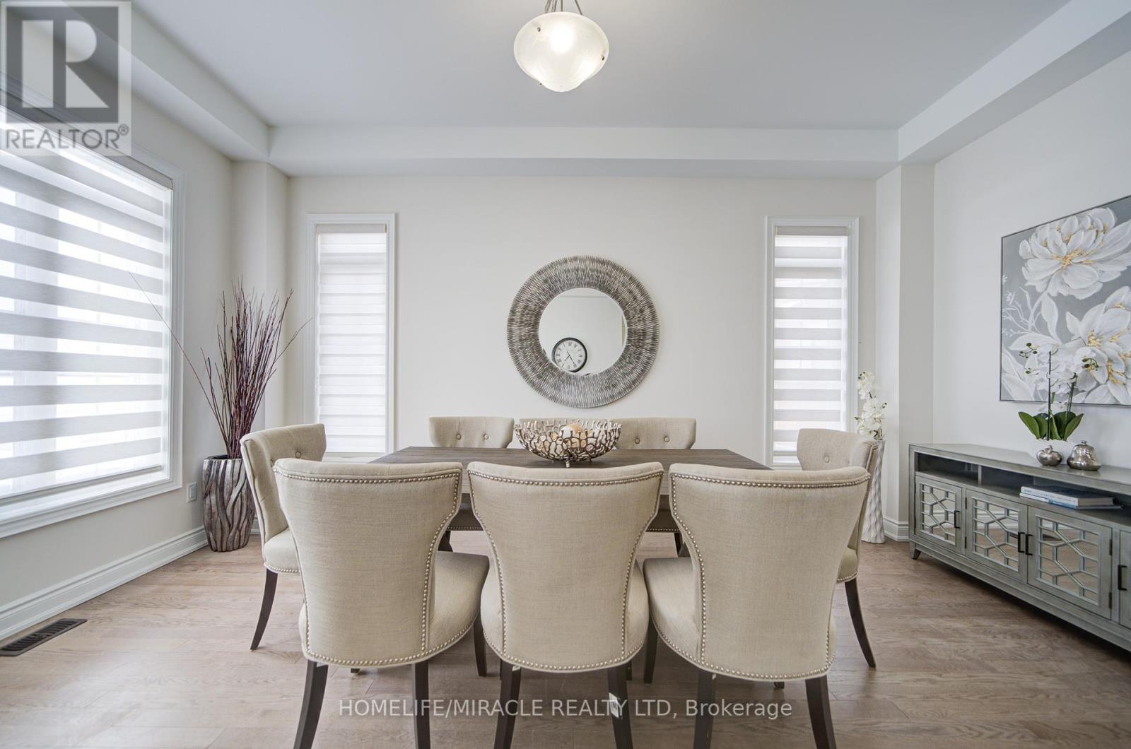 558 Baker Hill Boulevard, Whitchurch-Stouffville (Stouffville), Ontario  L4A 5G3 - Photo 6 - N12003274