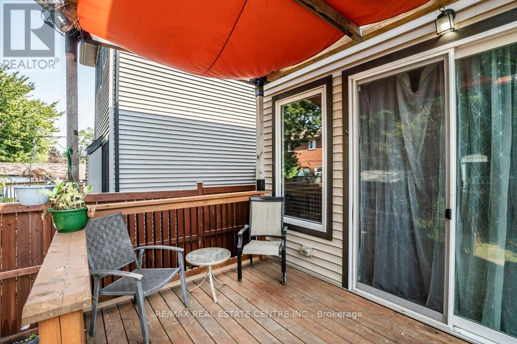 607 Knox Avenue W, Hamilton, Ontario  L8H 6K2 - Photo 32 - X12003281