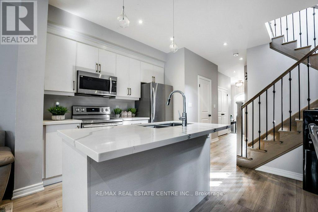 607 Knox Avenue W, Hamilton, Ontario  L8H 6K2 - Photo 9 - X12003281