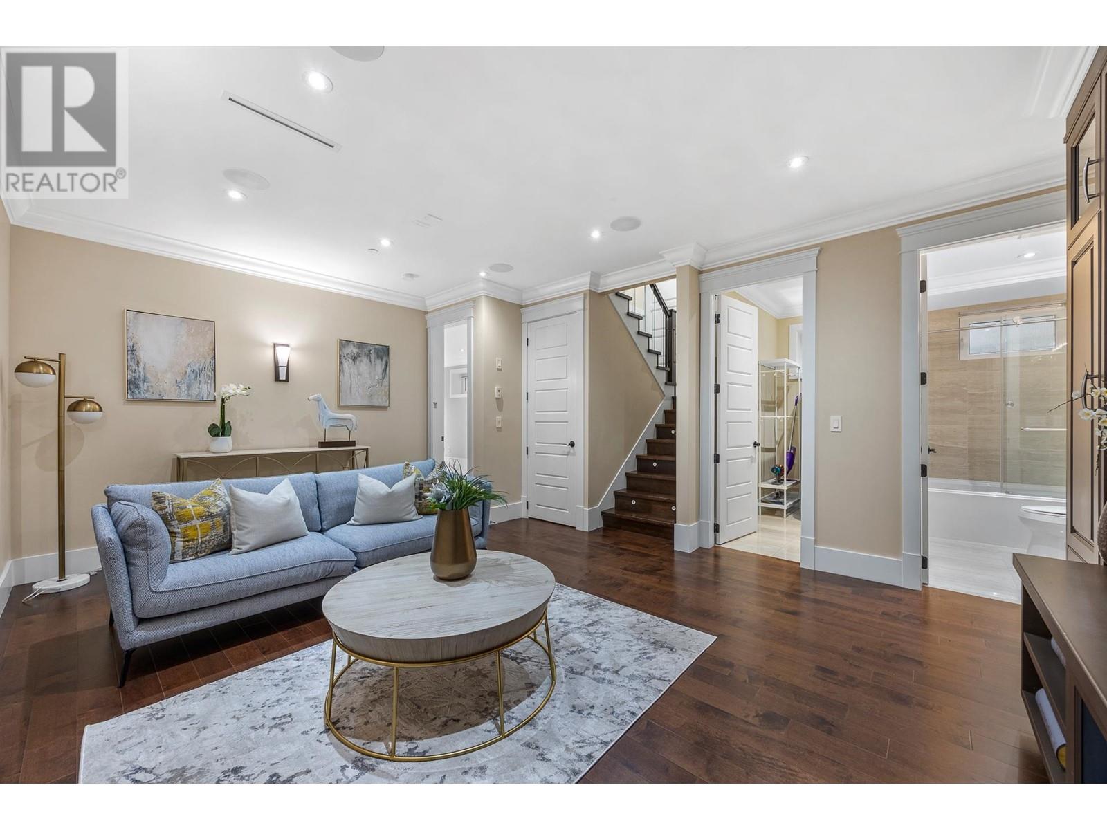 Listing Picture 29 of 40 : 3548 W 23RD AVENUE, Vancouver / 溫哥華 - 魯藝地產 Yvonne Lu Group - MLS Medallion Club Member