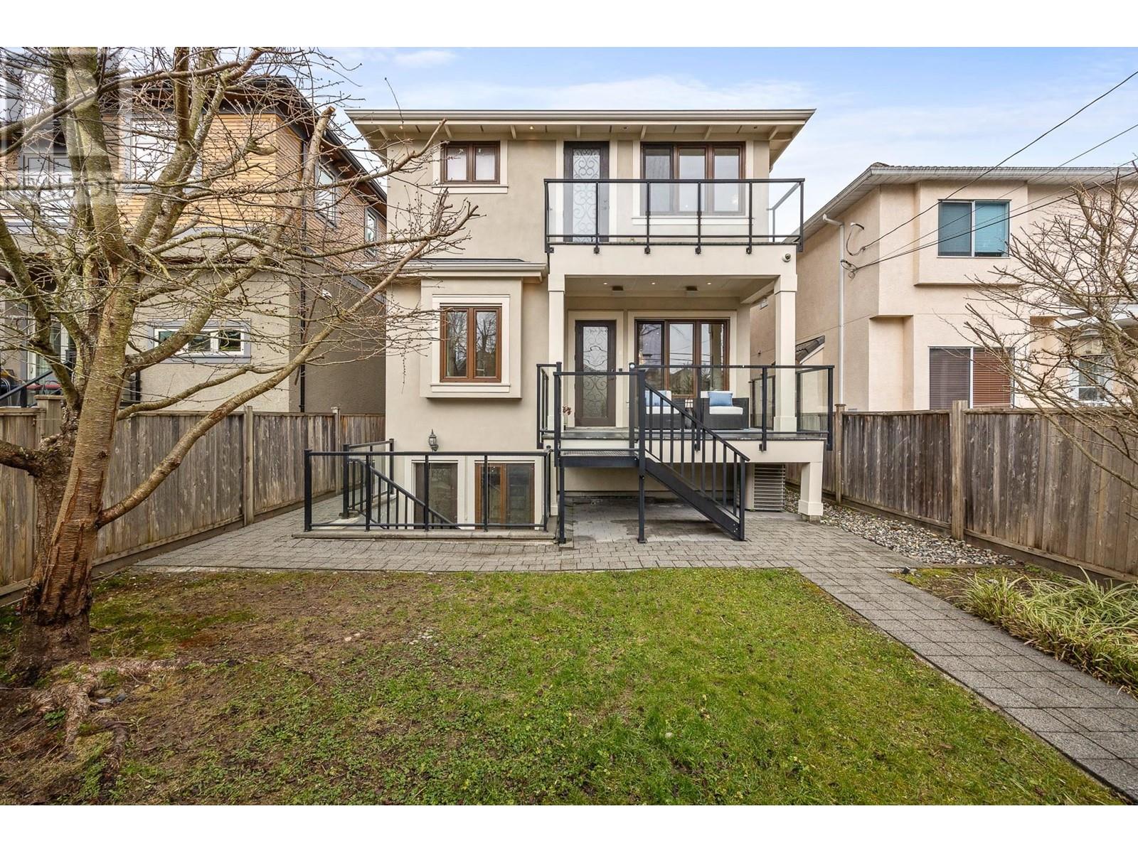 Listing Picture 38 of 40 : 3548 W 23RD AVENUE, Vancouver / 溫哥華 - 魯藝地產 Yvonne Lu Group - MLS Medallion Club Member