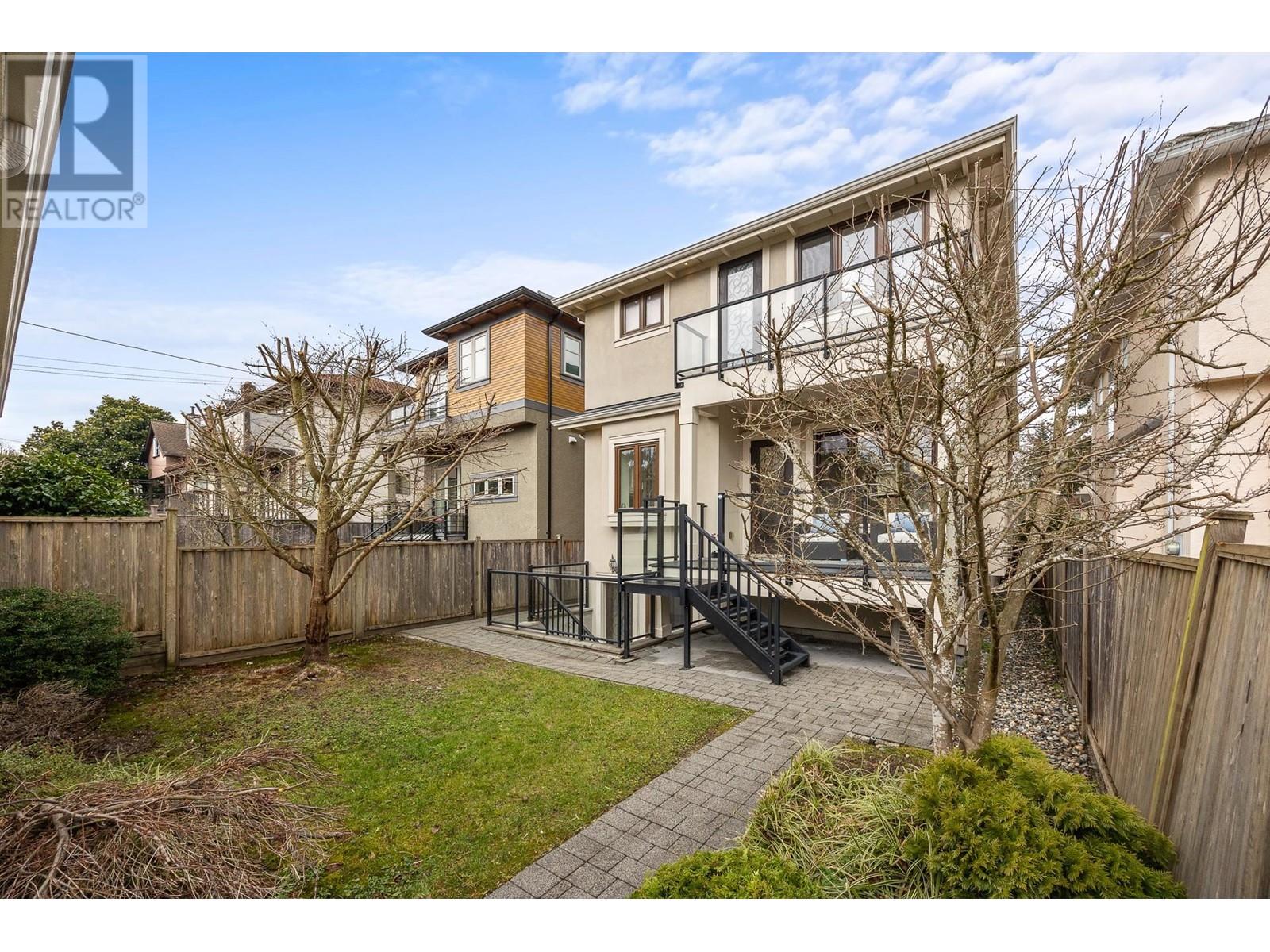 Listing Picture 37 of 40 : 3548 W 23RD AVENUE, Vancouver / 溫哥華 - 魯藝地產 Yvonne Lu Group - MLS Medallion Club Member