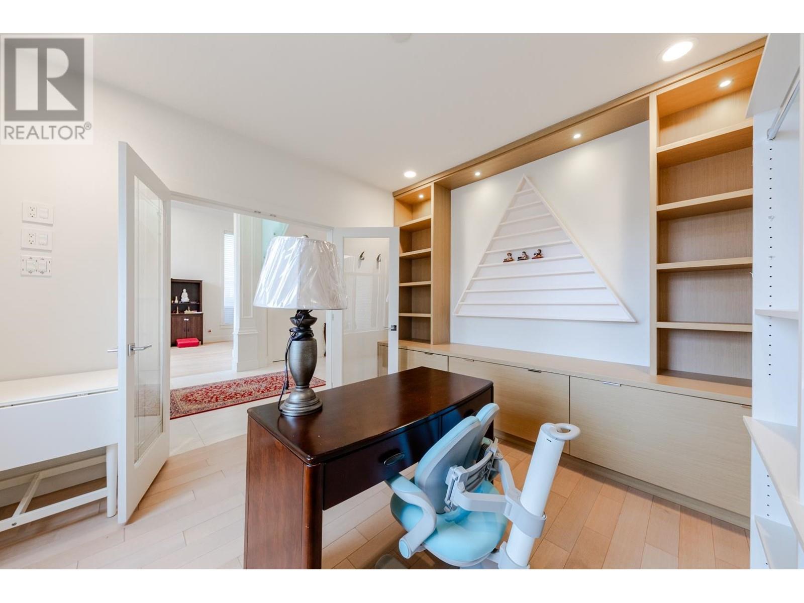 7511 Glacier Crescent, Richmond, British Columbia  V7A 1L6 - Photo 8 - R2974134