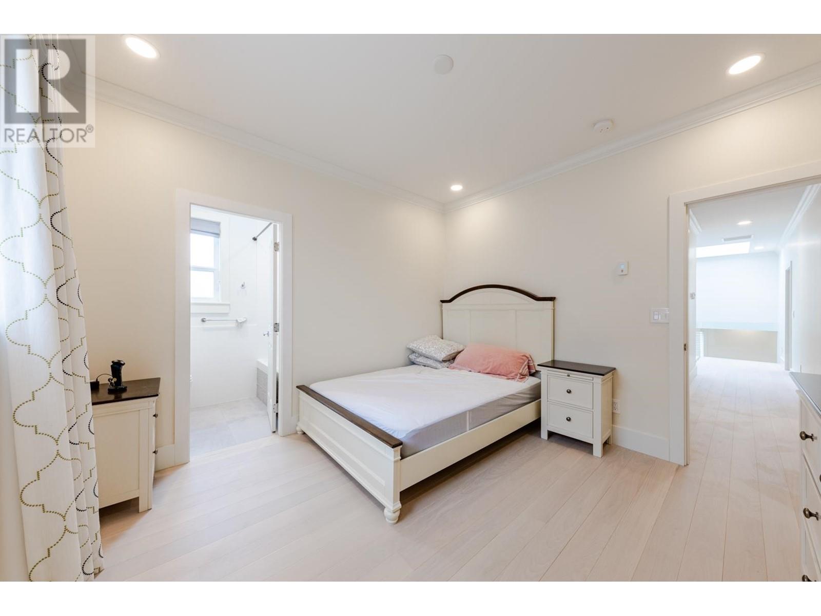 7511 Glacier Crescent, Richmond, British Columbia  V7A 1L6 - Photo 31 - R2974134