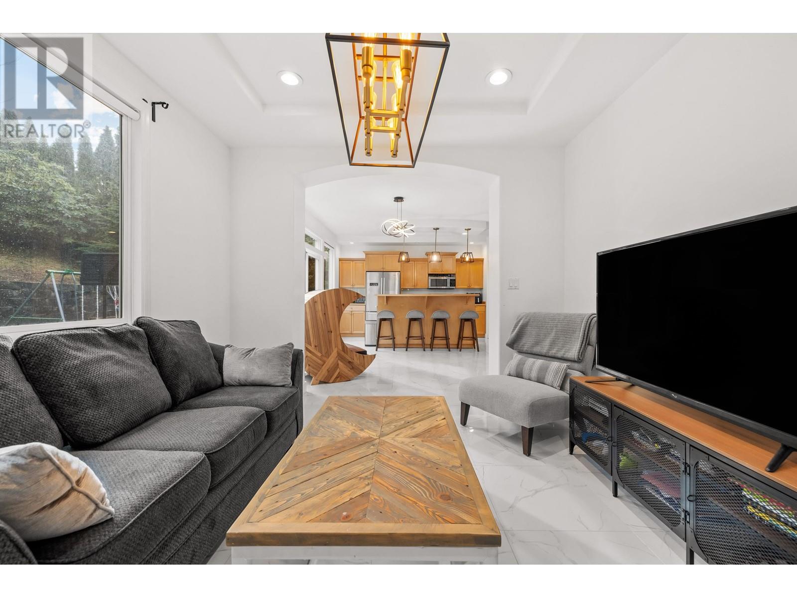13360 235 Street, Maple Ridge, British Columbia  V4R 2W3 - Photo 6 - R2974191