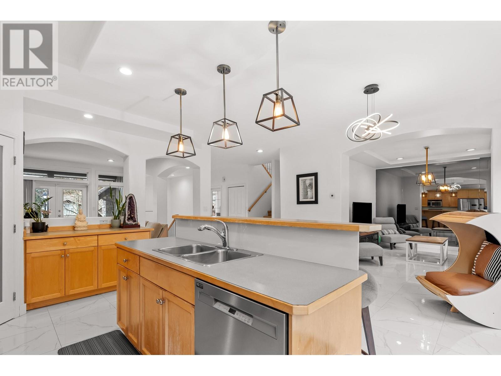 13360 235 Street, Maple Ridge, British Columbia  V4R 2W3 - Photo 5 - R2974191