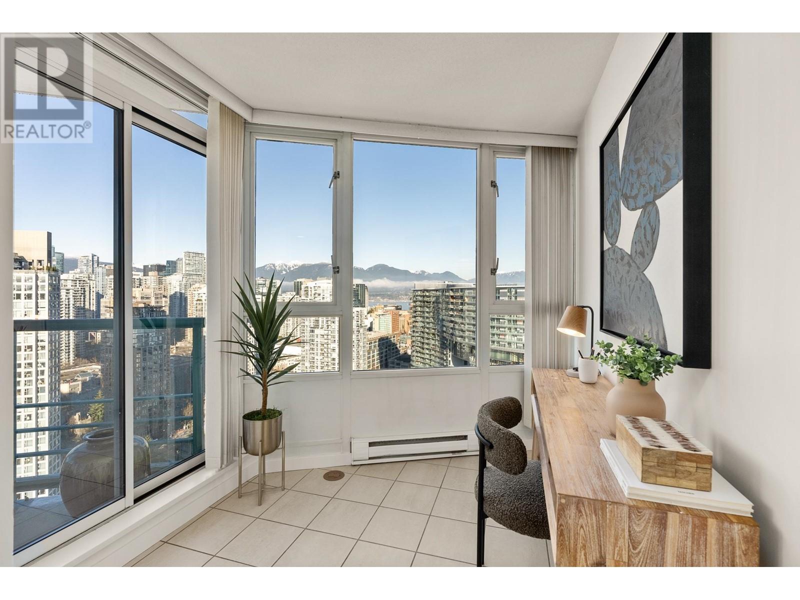 Listing Picture 13 of 26 : 3601 1033 MARINASIDE CRESCENT, Vancouver / 溫哥華 - 魯藝地產 Yvonne Lu Group - MLS Medallion Club Member