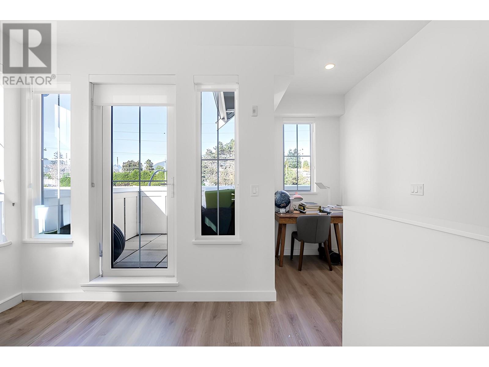 13 237 Ridgeway Avenue, North Vancouver, British Columbia  V7L 0H6 - Photo 21 - R2974329