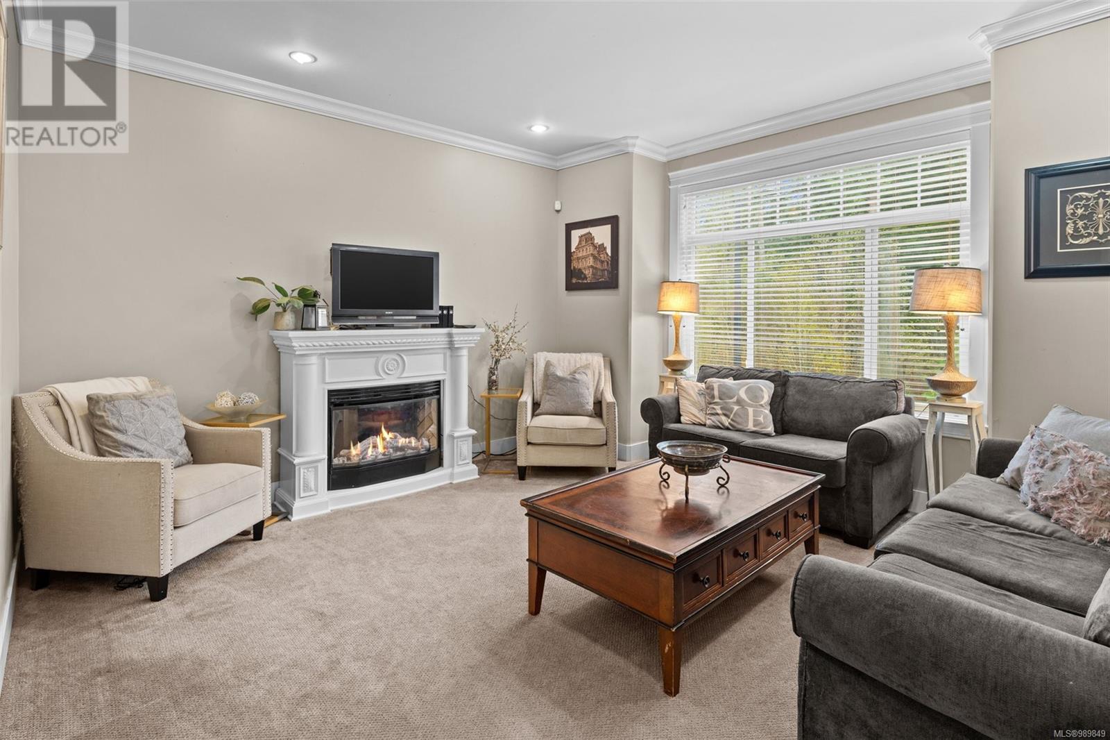 Property at 2026 Hannington Rd image 4