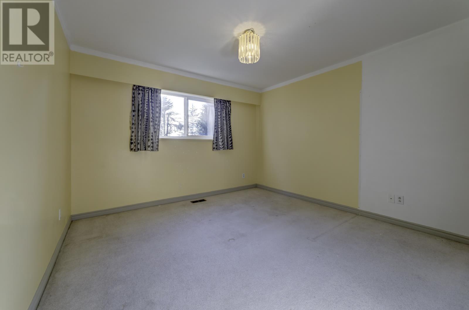 Listing Picture 17 of 40 : 6500 YEATS CRESCENT, Richmond / 烈治文 - 魯藝地產 Yvonne Lu Group - MLS Medallion Club Member