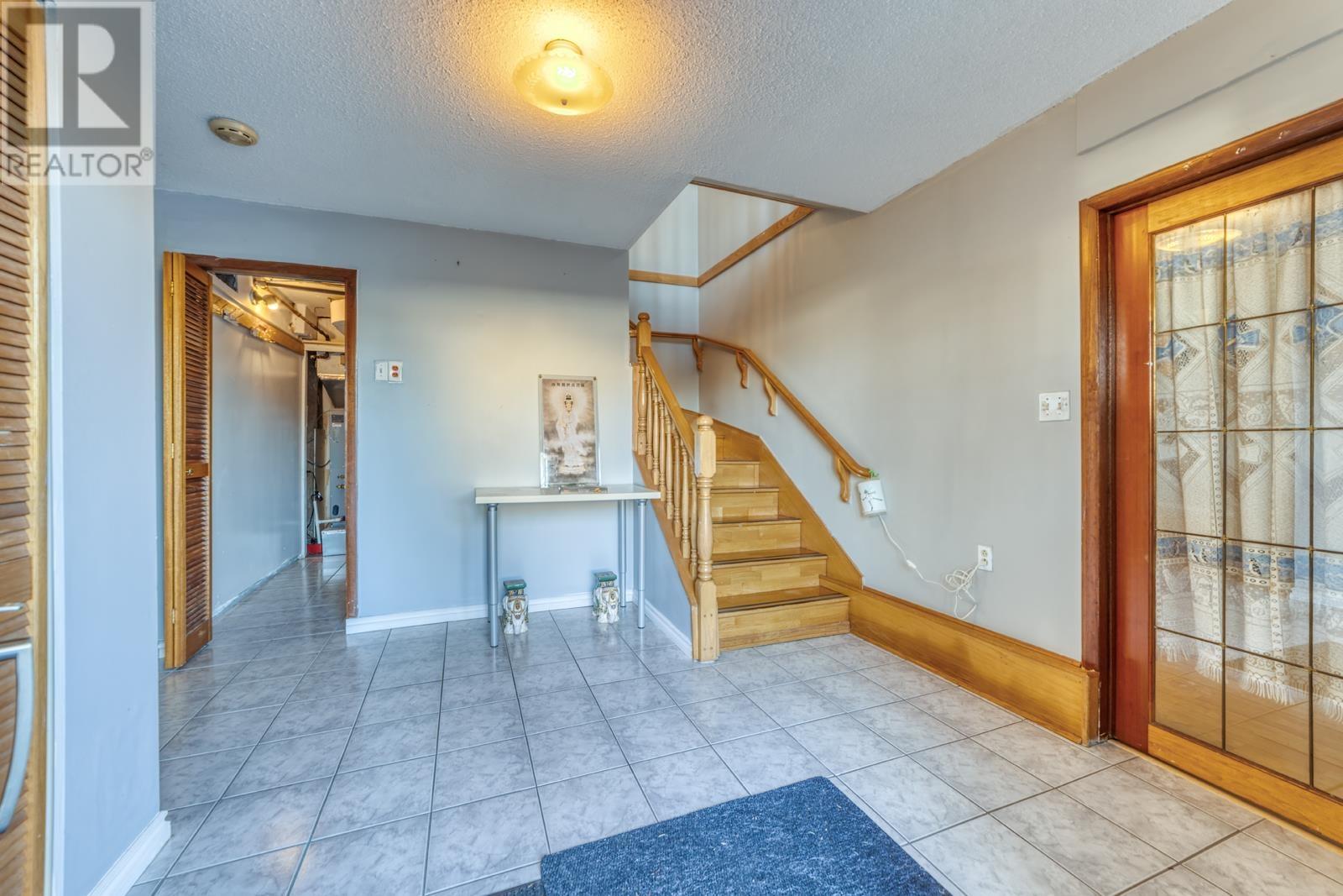 Property at 6500 YEATS CRESCENT image 2
