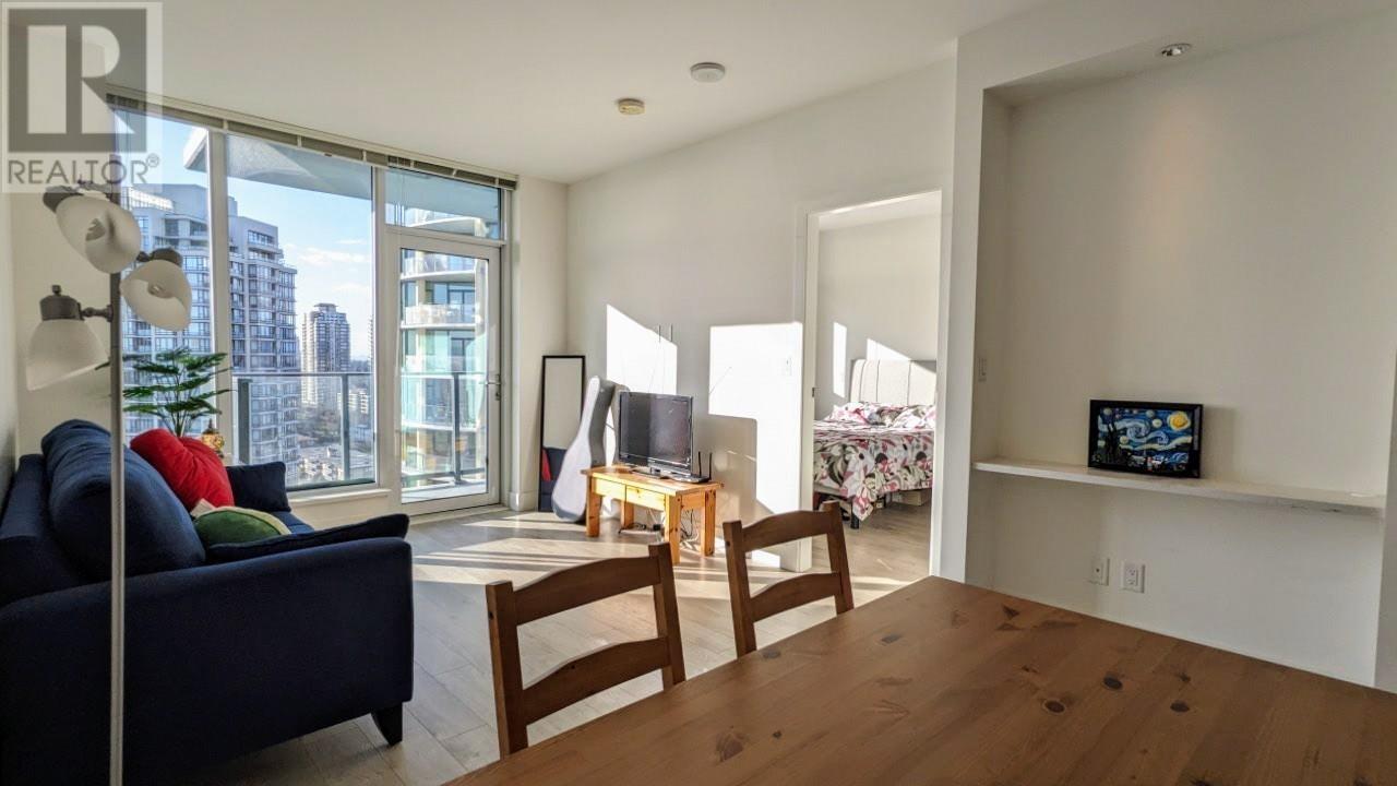1901 7388 Kingsway, Burnaby, British Columbia  V3N 0G9 - Photo 5 - R2974182