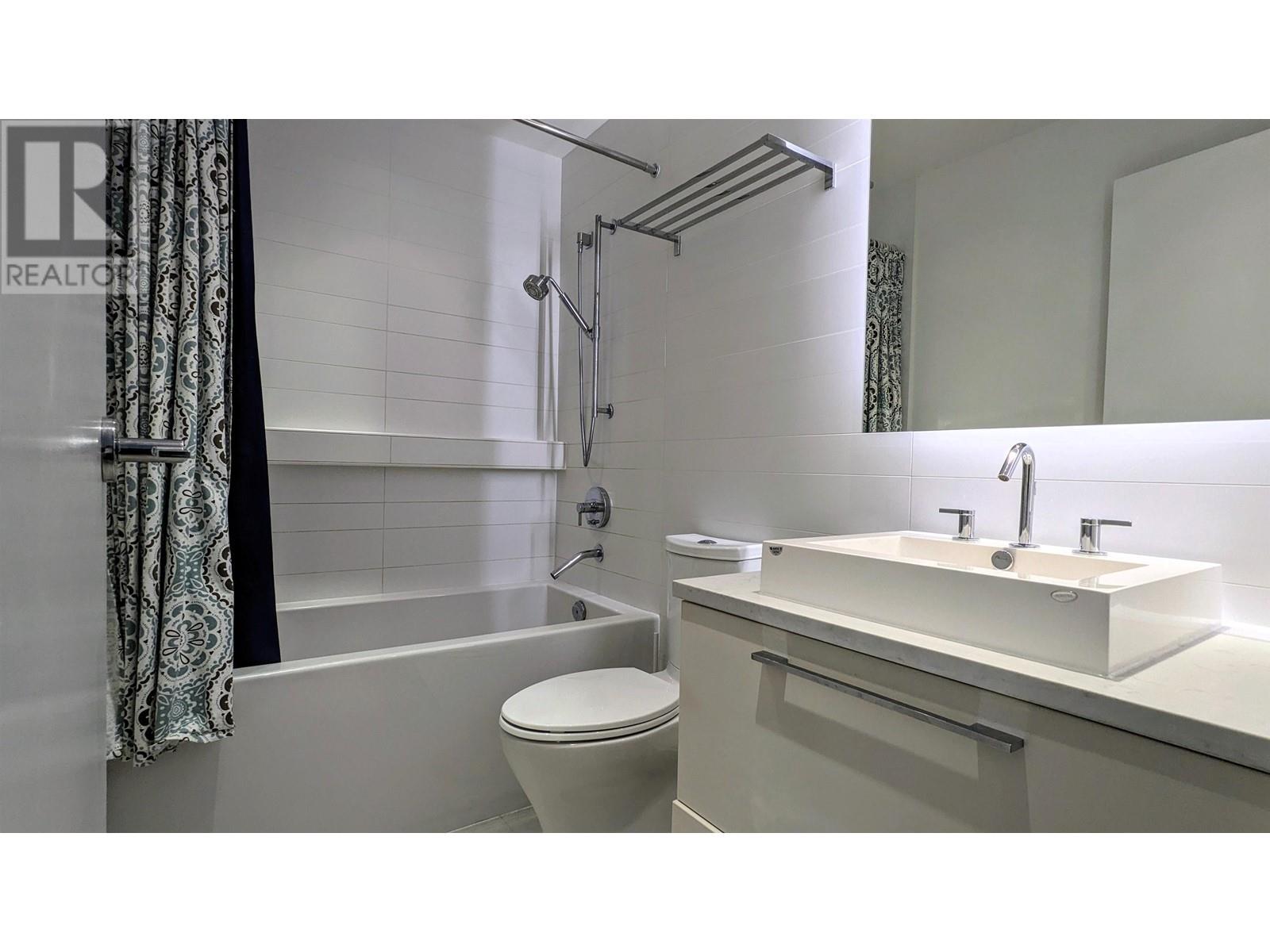 1901 7388 Kingsway, Burnaby, British Columbia  V3N 0G9 - Photo 15 - R2974182