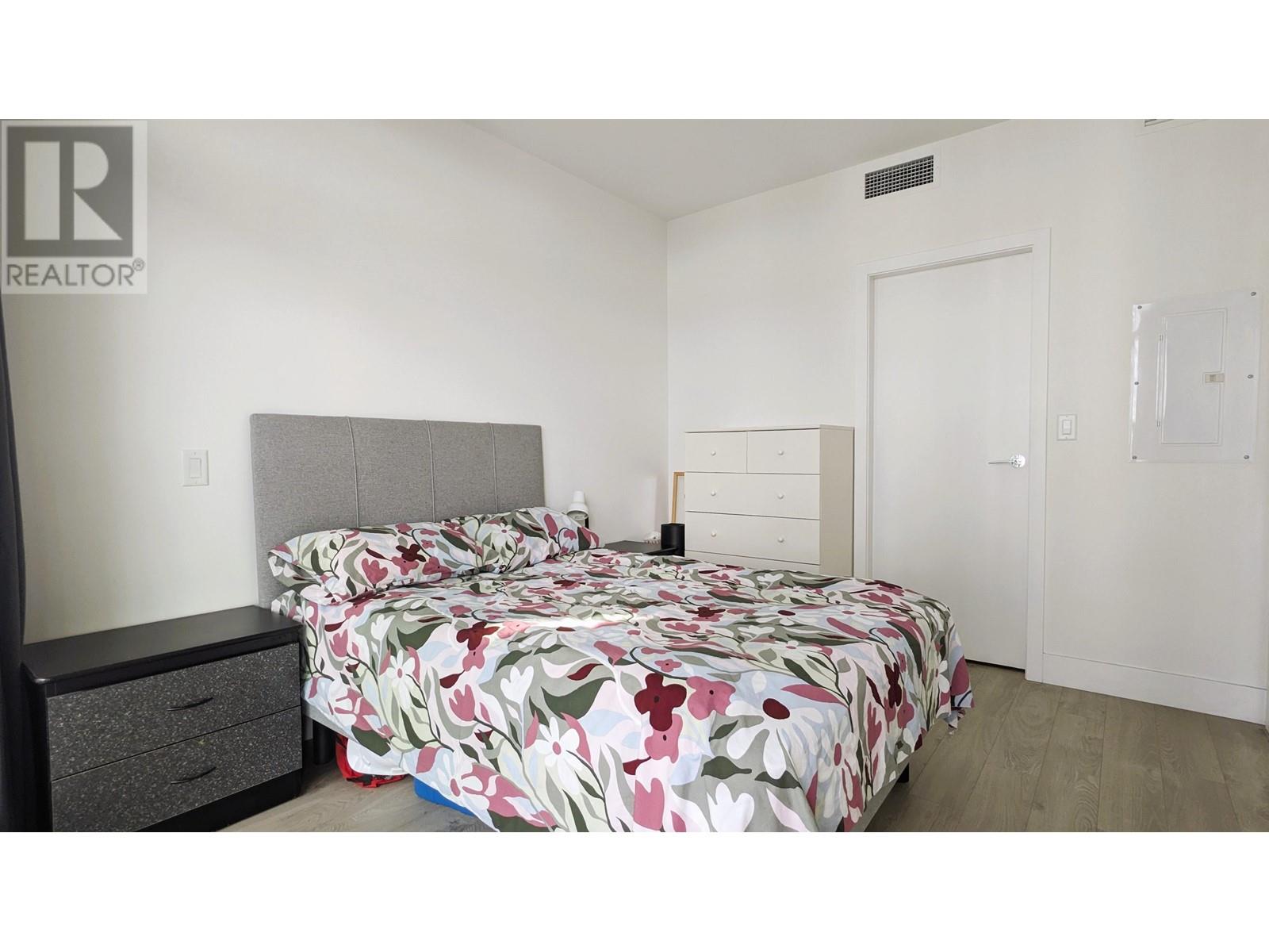 1901 7388 Kingsway, Burnaby, British Columbia  V3N 0G9 - Photo 14 - R2974182