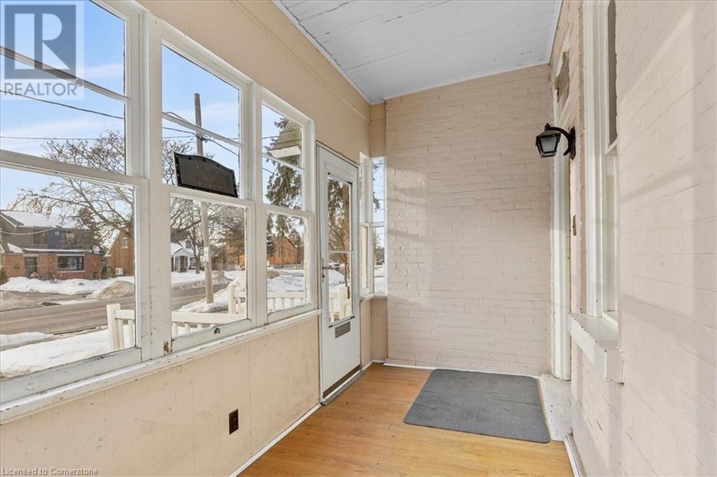 Property at 127 LAUREL Street image 5