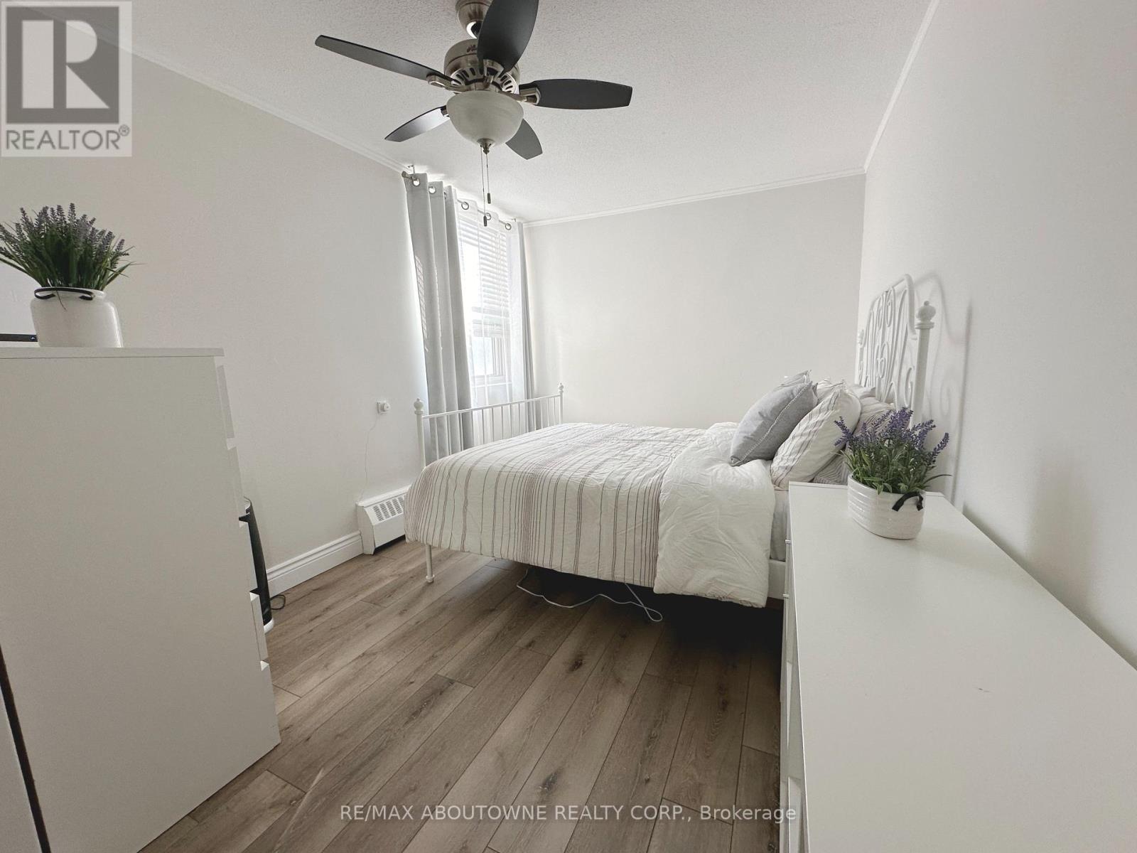 408 - 2263 Marine Drive, Oakville, Ontario  L6L 5K1 - Photo 12 - W12003326
