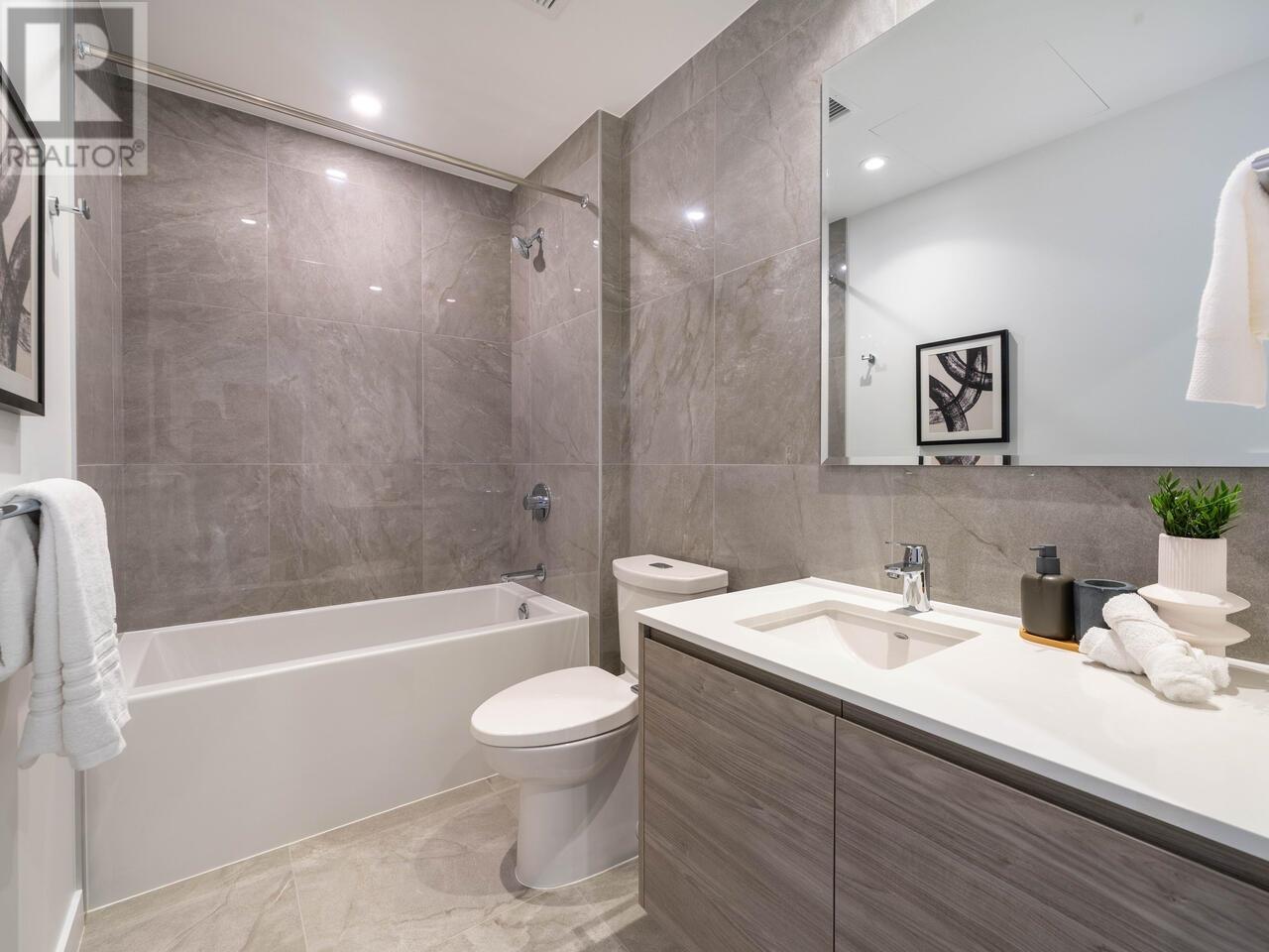 1903 680 Quayside Drive, New Westminster, British Columbia  V3M 0P2 - Photo 17 - R2966967