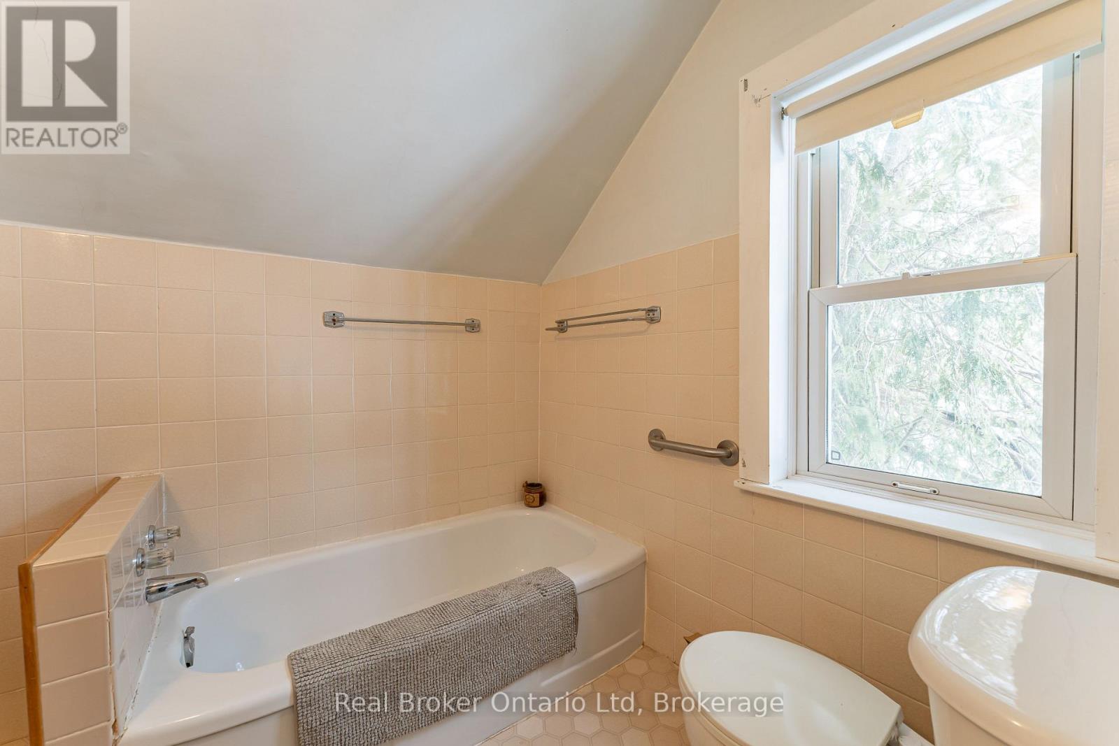 117 Gordon Street S, Chatsworth, Ontario  N0H 1G0 - Photo 15 - X11997348