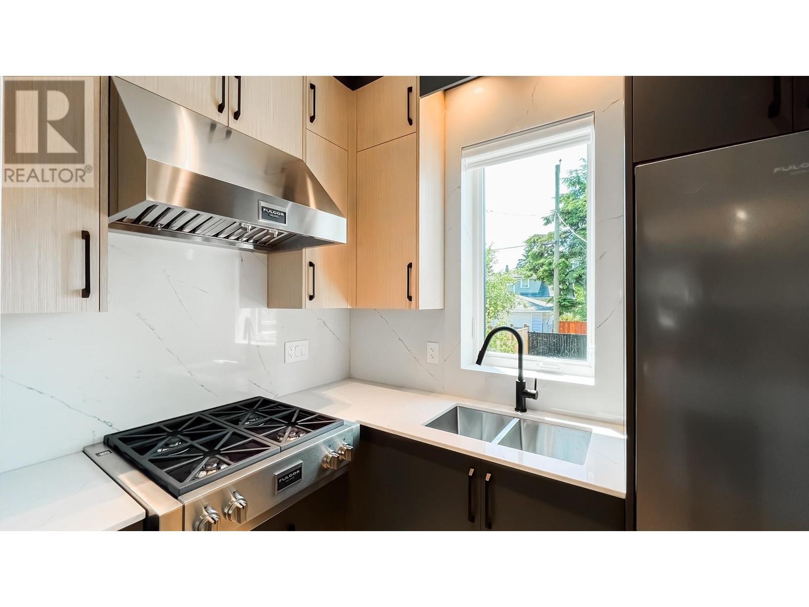1960 W 42nd Avenue, Vancouver, British Columbia  V6M 2B1 - Photo 10 - R2974252