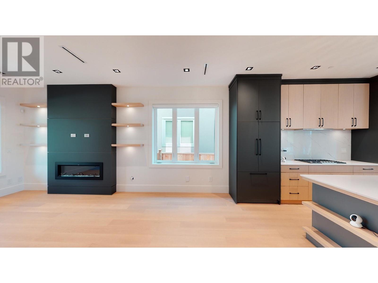 1960 W 42nd Avenue, Vancouver, British Columbia  V6M 2B1 - Photo 3 - R2974252