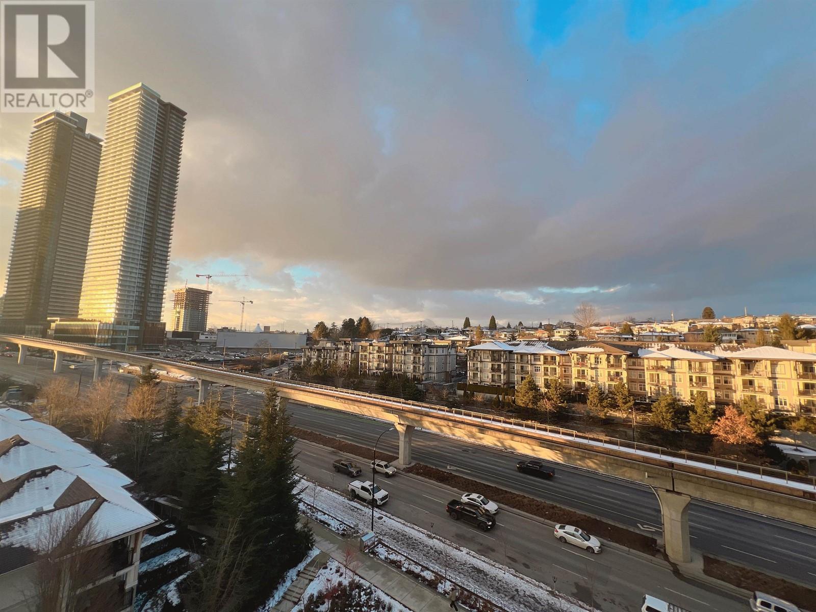 Listing Picture 10 of 21 : 603 4720 LOUGHEED HIGHWAY, Burnaby / 本拿比 - 魯藝地產 Yvonne Lu Group - MLS Medallion Club Member