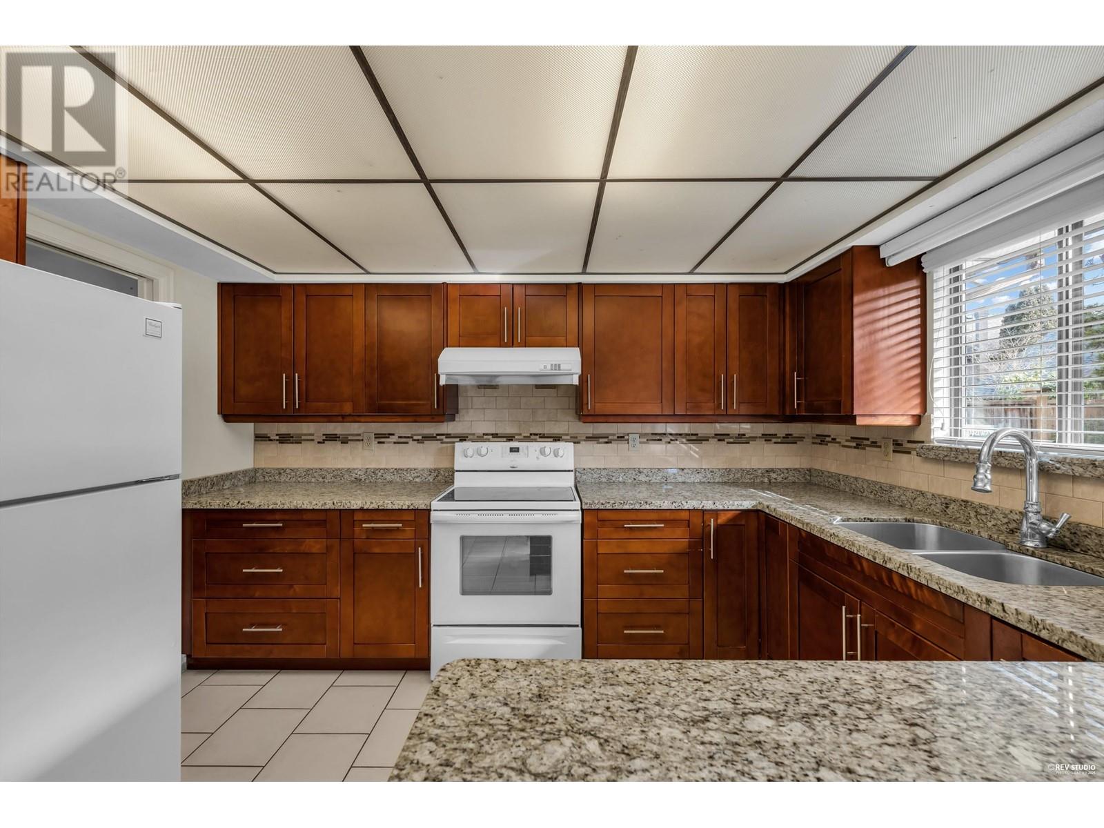 5222 Turquoise Drive, Richmond, British Columbia  V7C 4Z7 - Photo 14 - R2974357